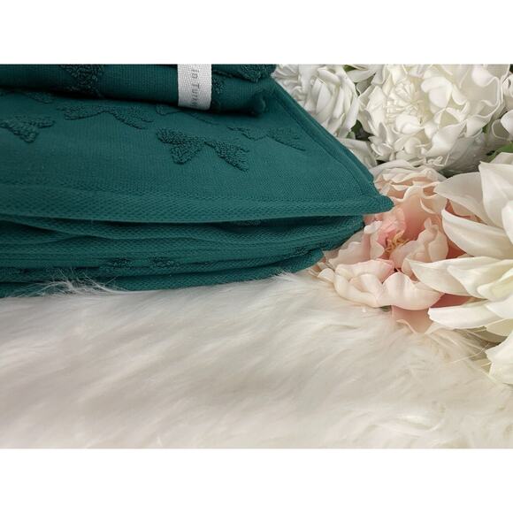 Bella Lux Hand & Bath Towels Set Christmas Collection Green Bows Set of 4 - Picture 6 of 8